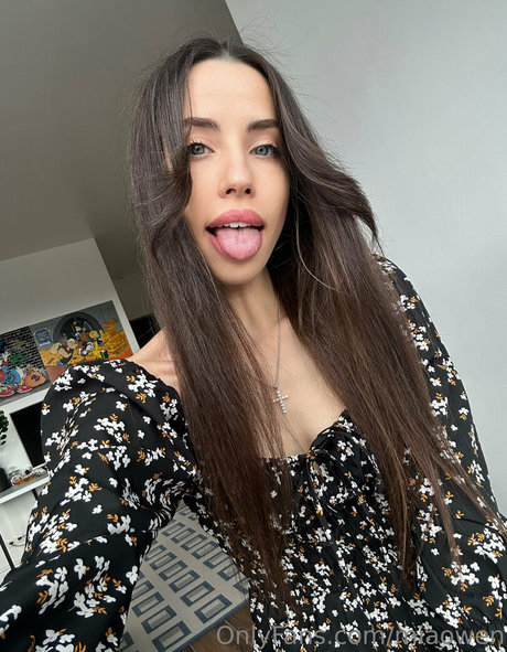 miaowen nudes actress images