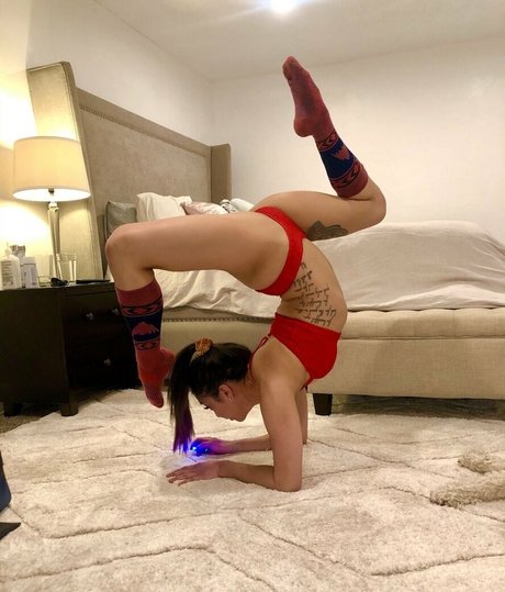 haileyexclusive beautiful model picture