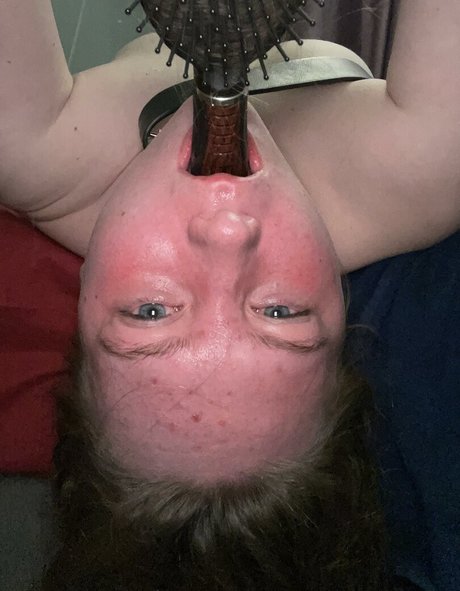 rose lizzy200345 erotic model pic