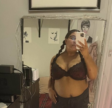 didilenox pornstar naked picture