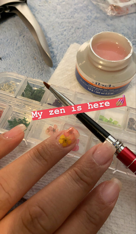 didilenox porn actress pics