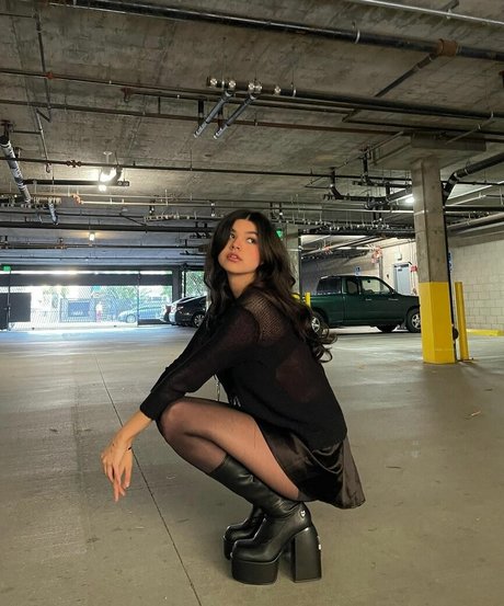 saraecheagaray top model gallery