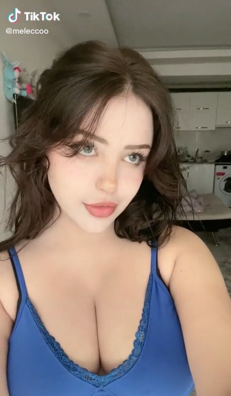 Melekwhoo porn model gallery