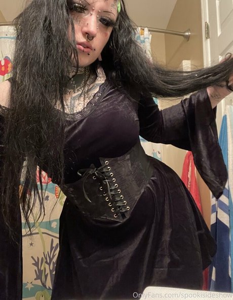 spookisideshow pornstar erotic picture