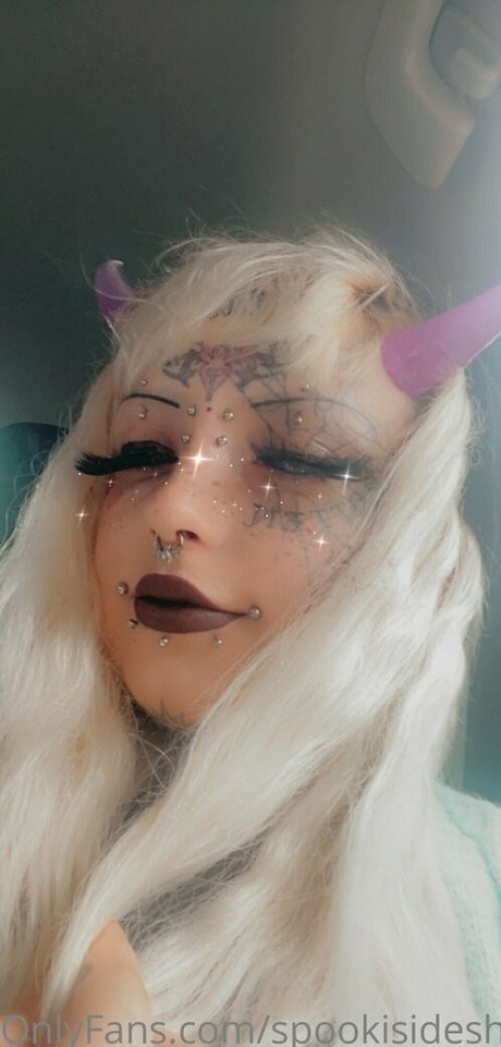 spookisideshow art pornstar photo