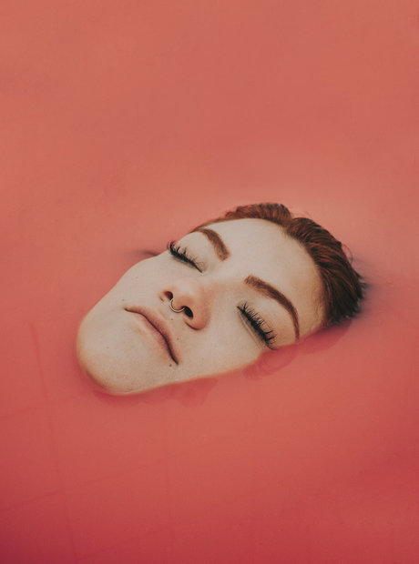 Ellora Haonne hot model pic