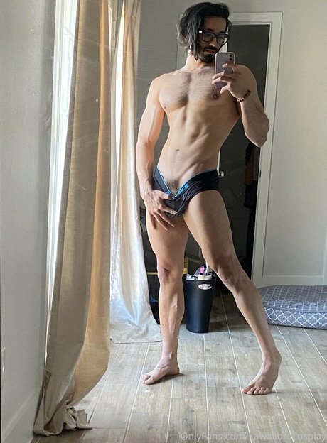 kawaiibrocosplay free actress pictures