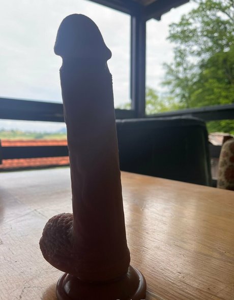 zaryaz model sexy picture