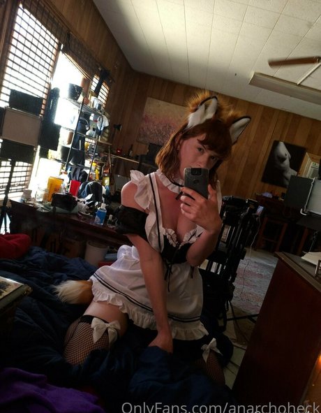 anarchoheck high quality actress image