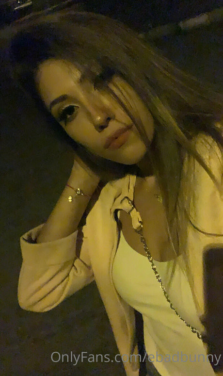 ebadbunny model exclusive image