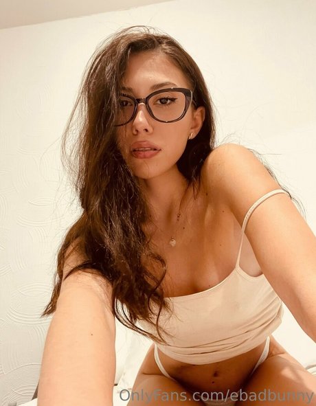 ebadbunny perfect model image