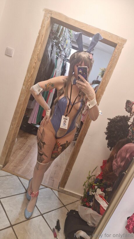 queen nevia nice model photos