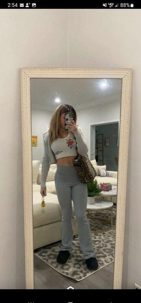 Baileyspinn pornographic model archive