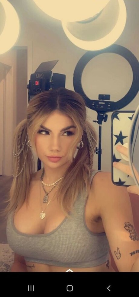 Baileyspinn star naked archive