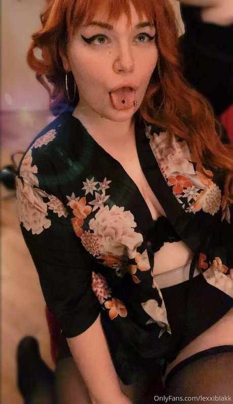lexxiblakk model nude pictures