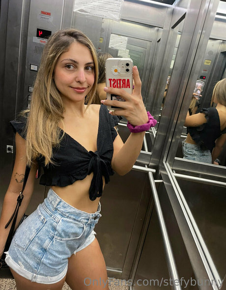 stefybunny adult star image