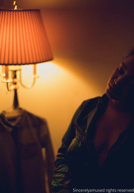 sincerelyamused nude actress pic