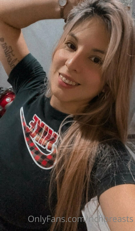 richbreasts model art gallery