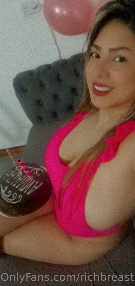 richbreasts star perfect photo