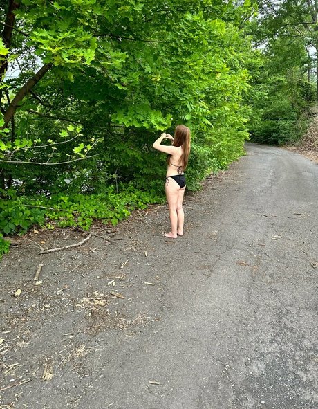 lizzieconrad star hd galleries