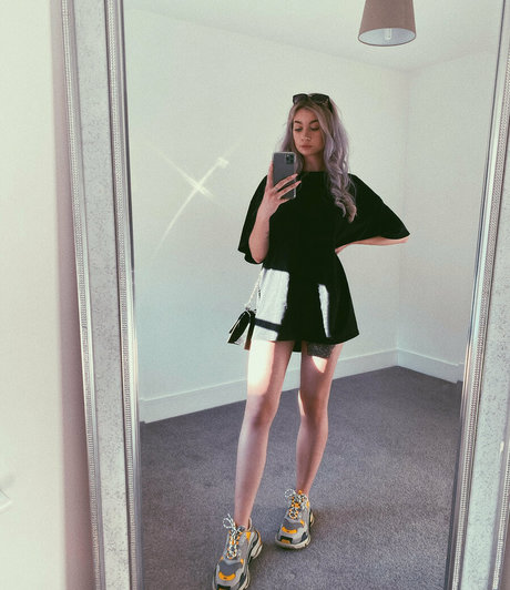 sxphieefree adult actress image