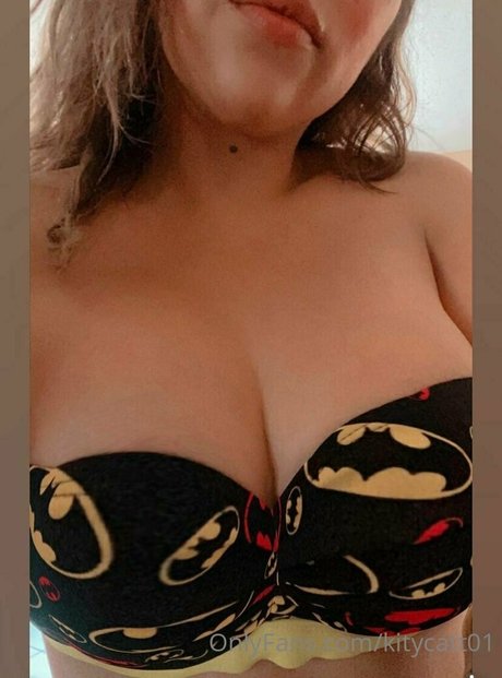 kitycatt01 naked pornstar img