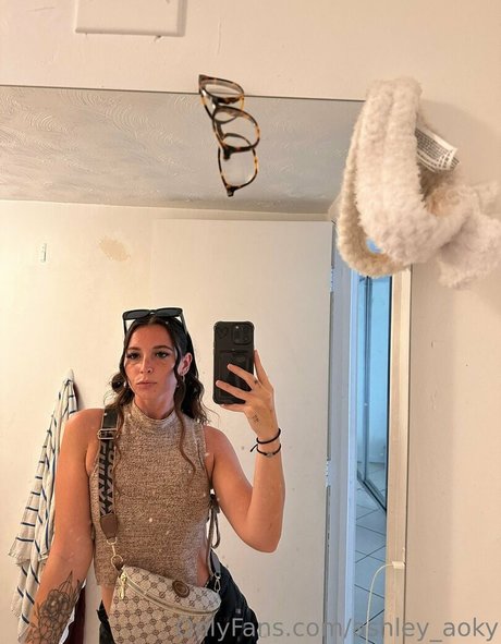 Ashley Aoky pornstar erotic img