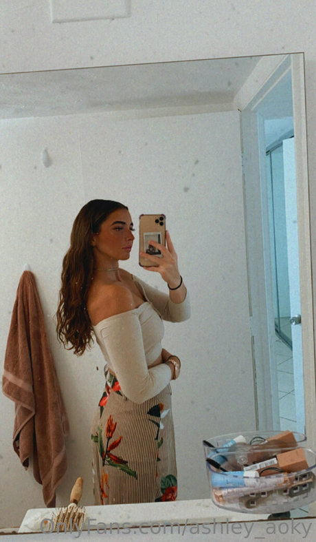 Ashley Aoky perfect actress pictures