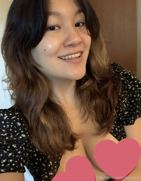 liskissesf hot actress images