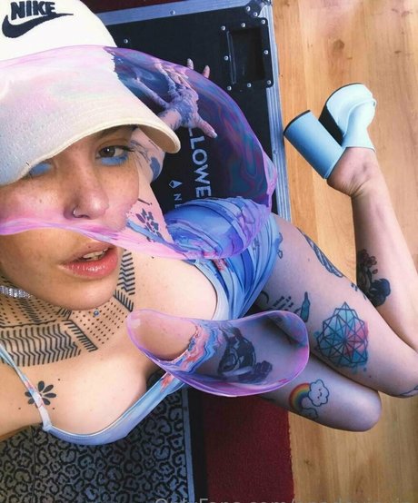 anadevinvip model exclusive photo