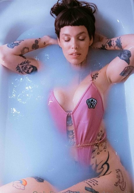 anadevinvip hd pornstar pics