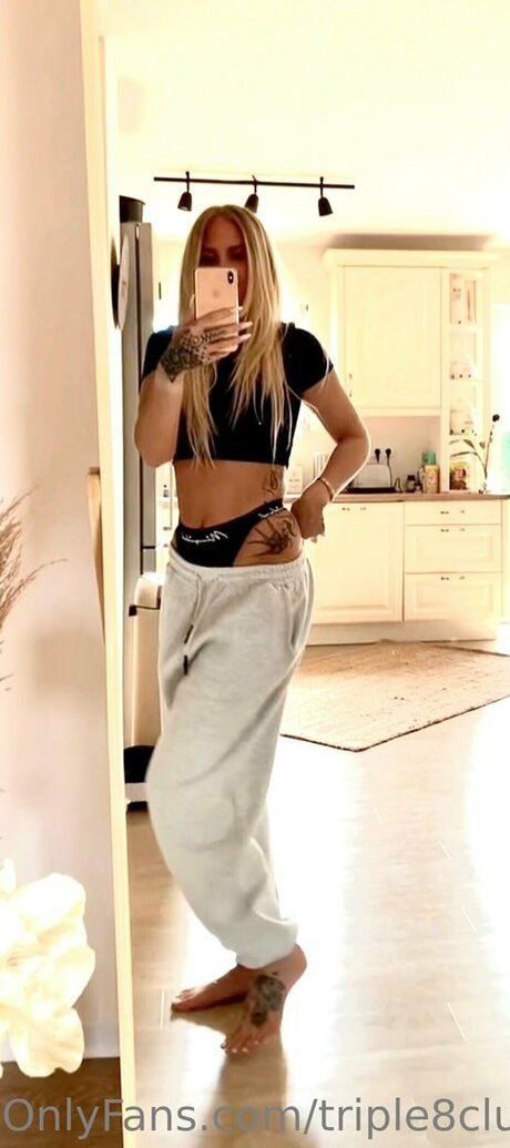 lee hart xx sexy model galleries