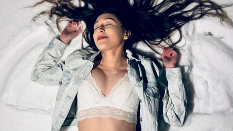 Yulianna16 nude star picture