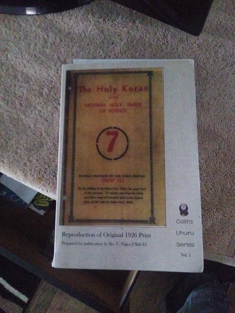 LOE Boi Chill pornstar erotic picture