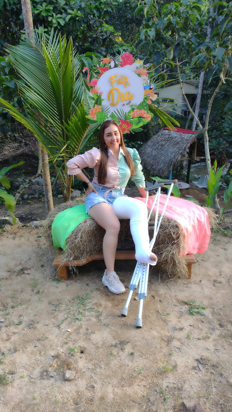 Yul Dapra pornstar perfect images