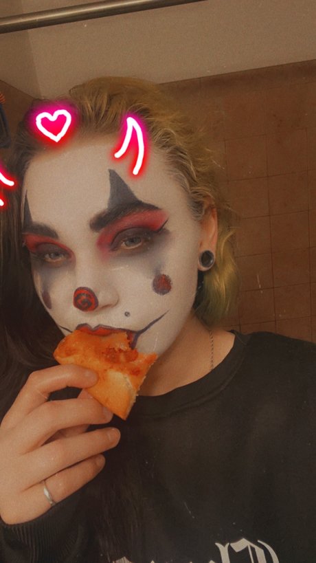 Lilly Whyte model nice images