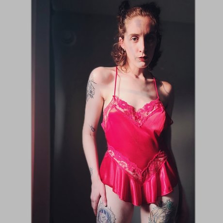 Miss Ari of the Labyrinth_ star beautiful photo