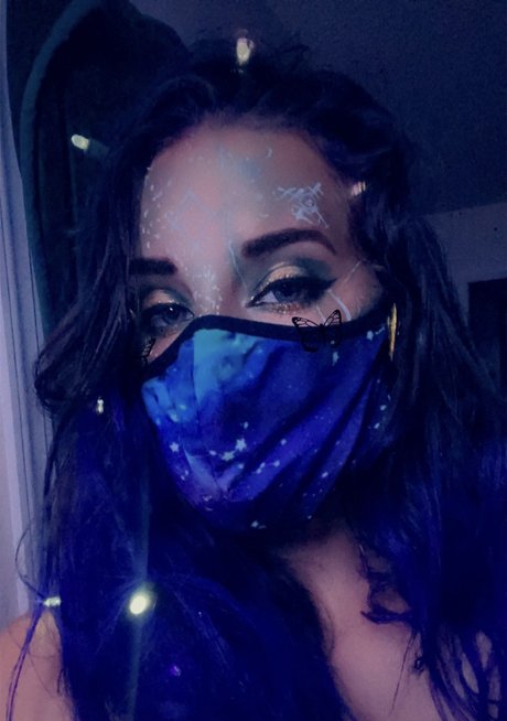 Soothe Sayer model pics