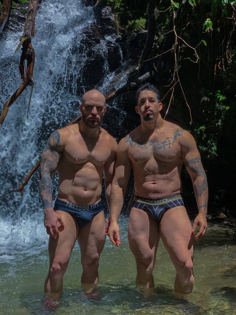 Hunter amp ampTommy art actress galleries