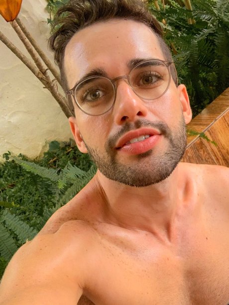 Geoan xxx model galleries