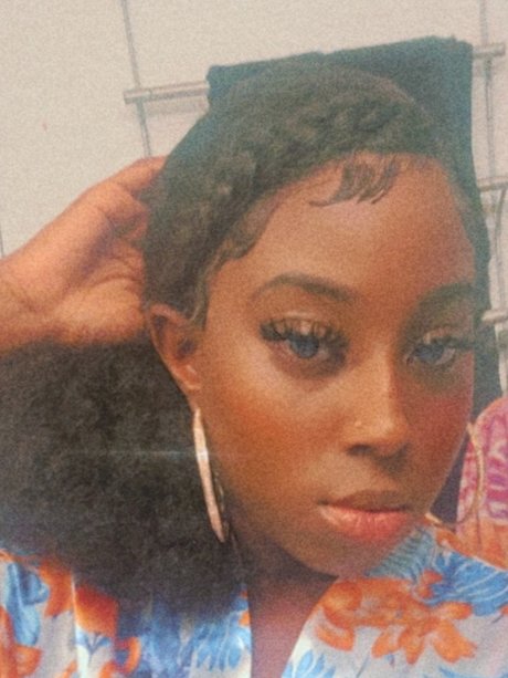 TheChocolateeFactory hot star image