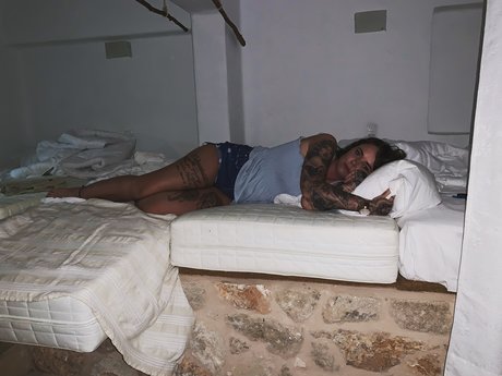 Dani Tunmore nudes model picture