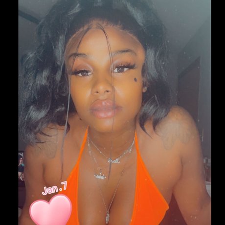 Brittney Cartwright erotic model pic