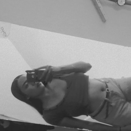 Paola Samaniego high quality star pictures