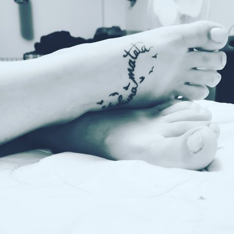 PettiteFeet91 model adult picture