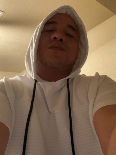 Lone Wolf exclusive actress picture