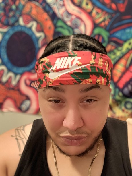 Shuggie high quality star images