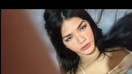 Shachalisa nude actress pic