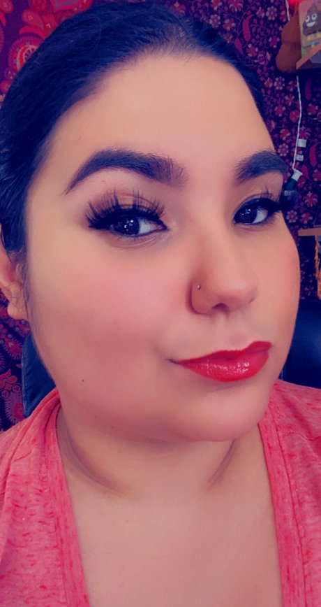 Sammythickrose pretty model picture