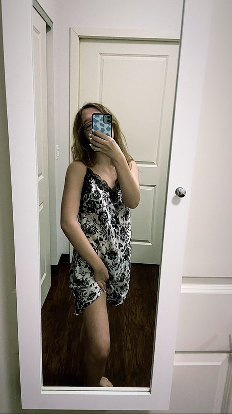 Destiny Montgomery erotic star pics